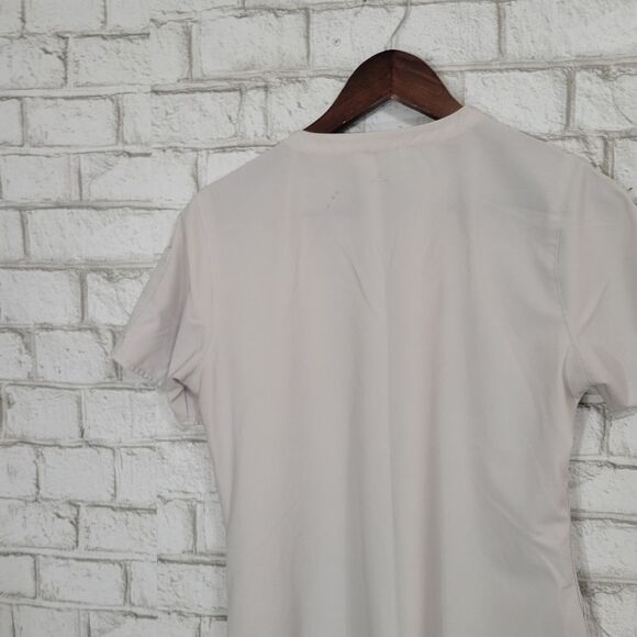 Carhartt scrub top - Picture 9 of 11